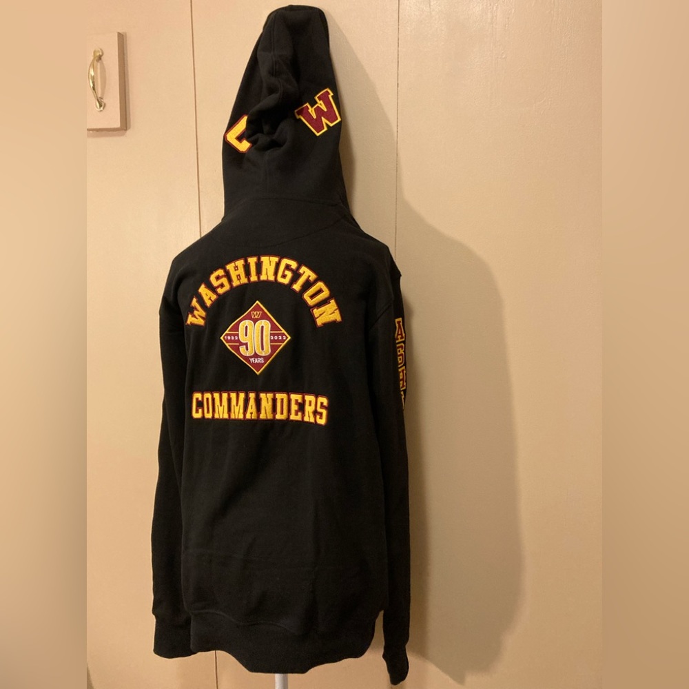 NFL Limited addition appliquéd Blck WASHINGTON COMMANDERS HOODIE Adult Small NWT